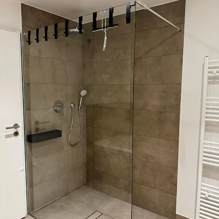 Apartamento Larooms One - Modern For Family And Groups Halle (Saale)